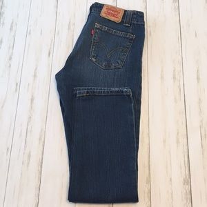 Levi’s 525 Red Tab. Size 4. Low Boot Cut.
